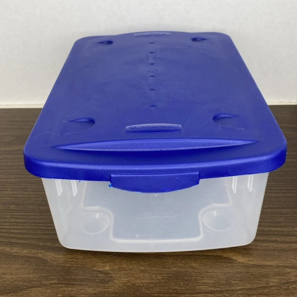 Vtg 2002 Rubbermaid Classic Clears Storage Box #5805 5.6qt/5.28L w Blue Lid